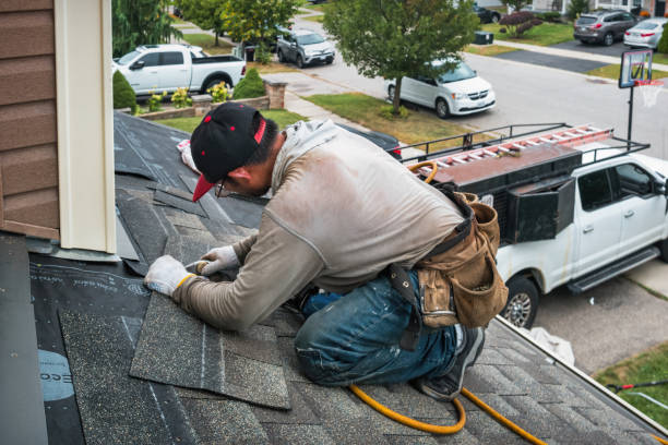 Professional Roofing technician working in Obernburg, NY
